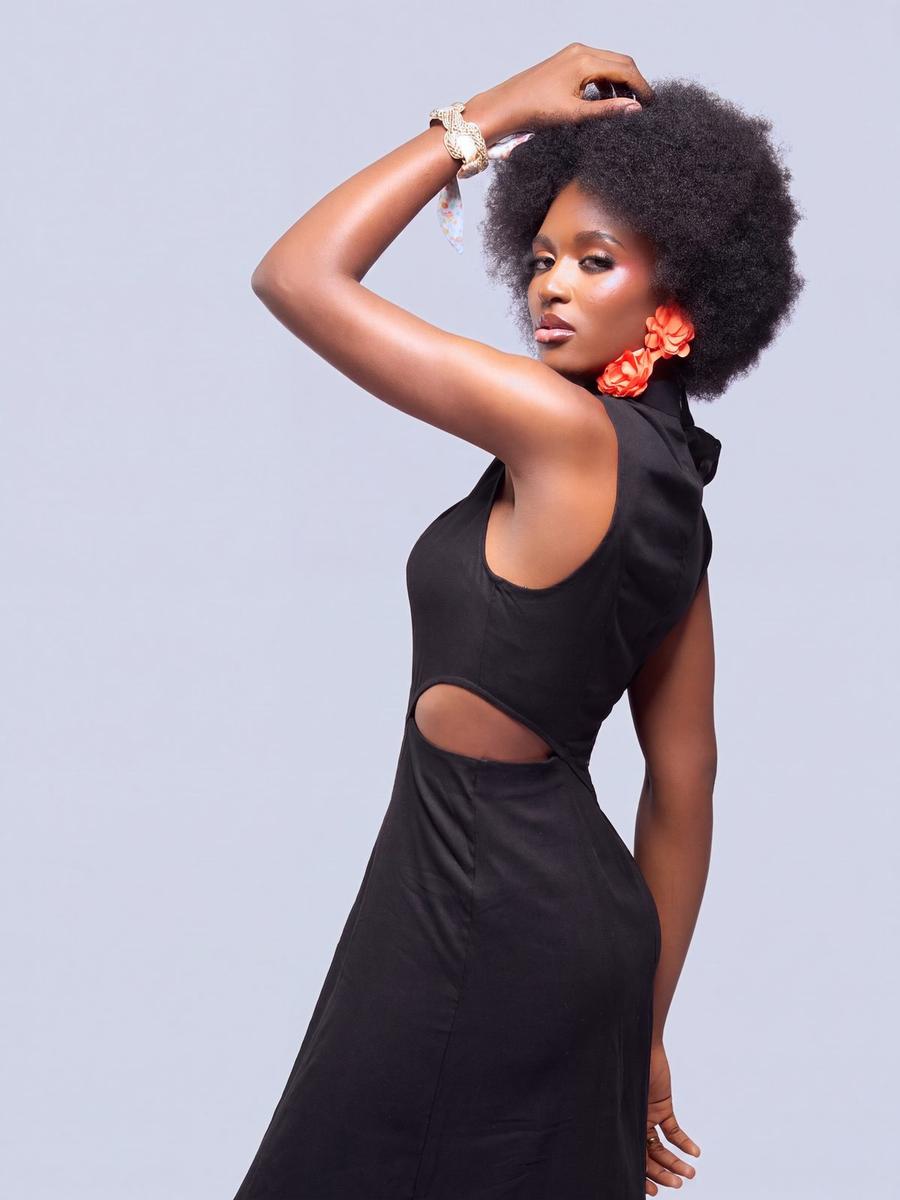 Asos - Robe midi à découpes